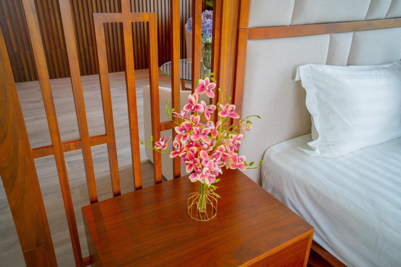 Mt Collection Hotel نينه بينه المظهر الخارجي الصورة