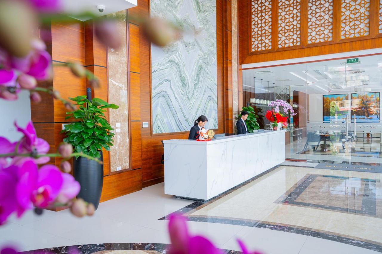 Mt Collection Hotel نينه بينه المظهر الخارجي الصورة