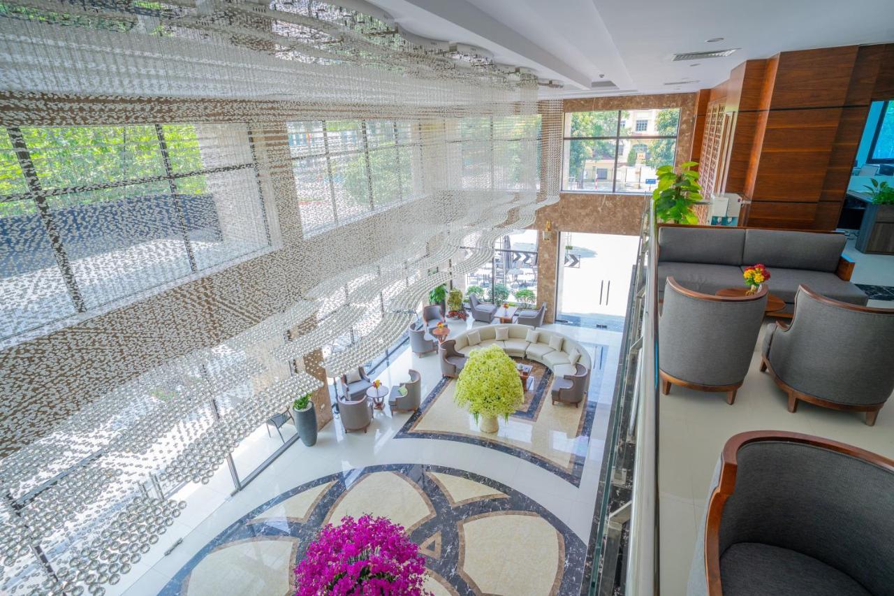 Mt Collection Hotel نينه بينه المظهر الخارجي الصورة
